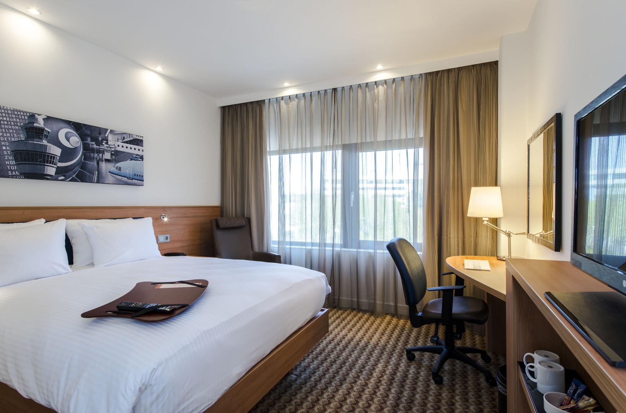 Hampton By Hilton Amsterdam Airport Schiphol Hotel Hoofddorp Exterior foto